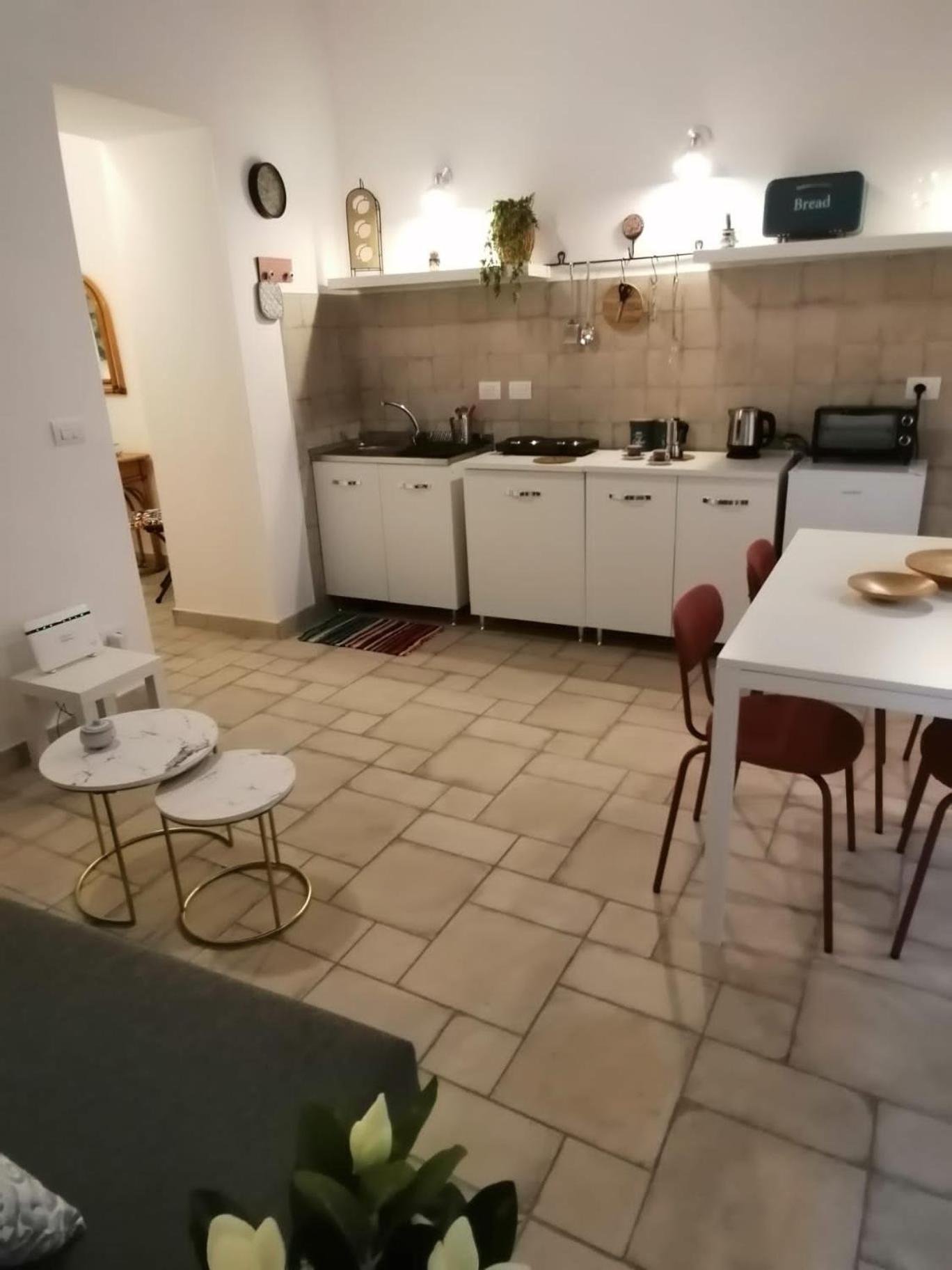 Il Vicoletto Sul Castello Apartment Naples Exterior photo