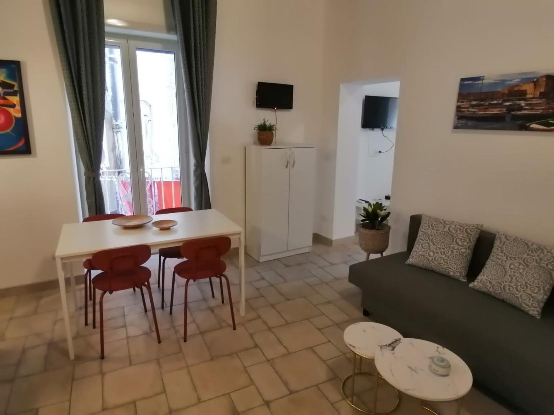 Il Vicoletto Sul Castello Apartment Naples Exterior photo