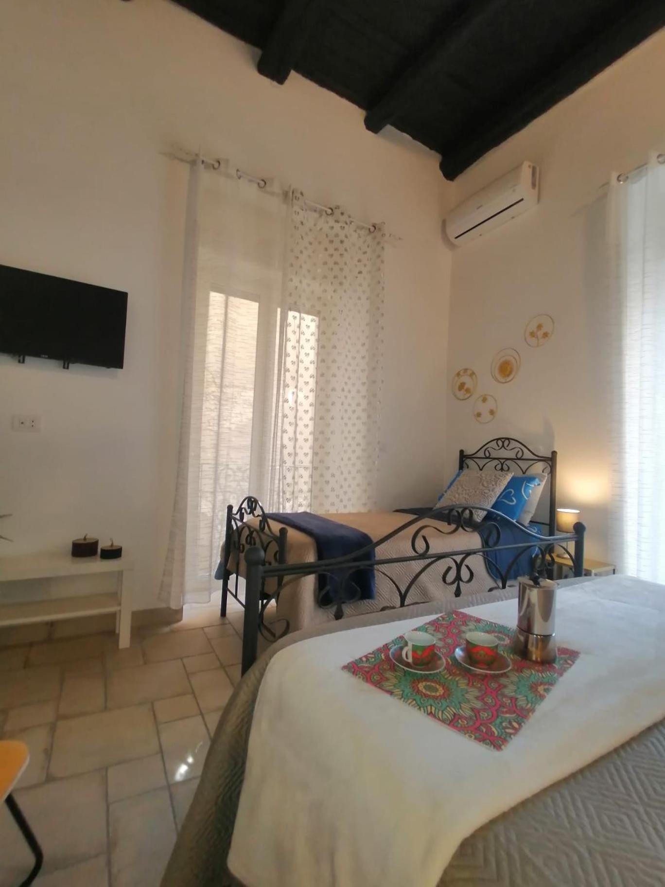 Il Vicoletto Sul Castello Apartment Naples Exterior photo