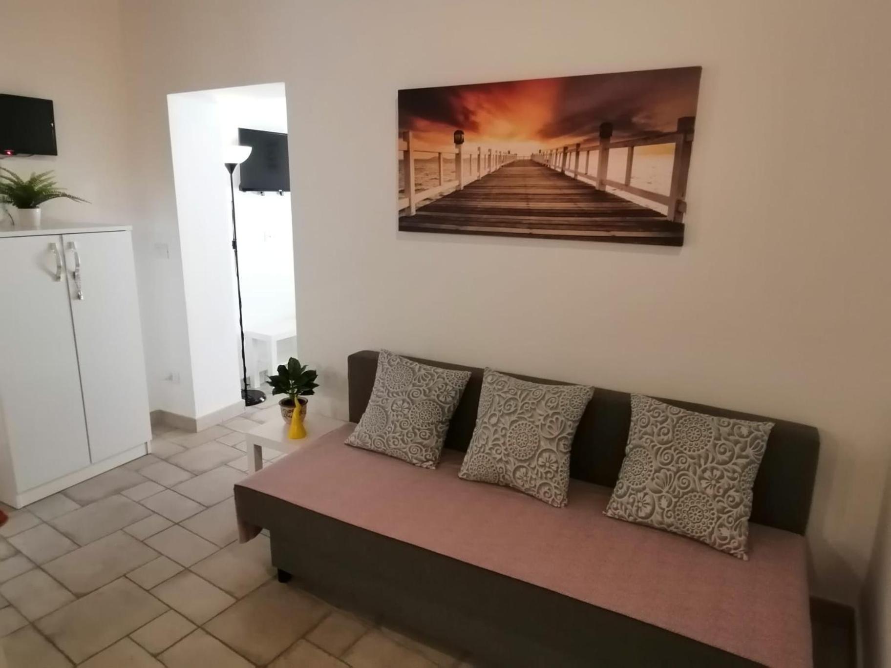 Il Vicoletto Sul Castello Apartment Naples Exterior photo
