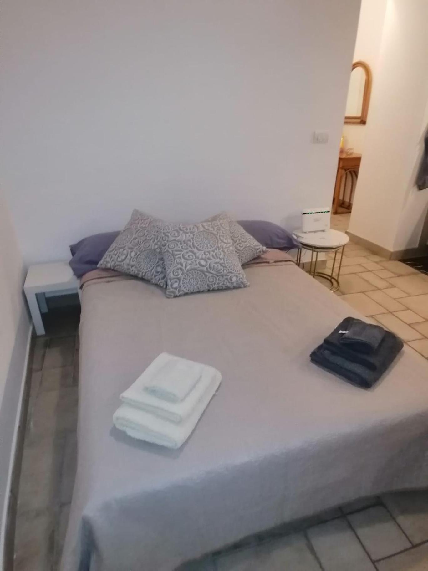 Il Vicoletto Sul Castello Apartment Naples Exterior photo